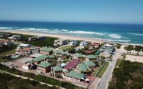 Seaside Vacation Studio @ Shearwater Myoli Beach